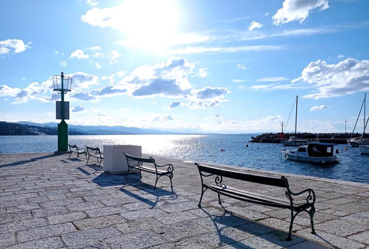 Apartment Surf By The Sea Opatija